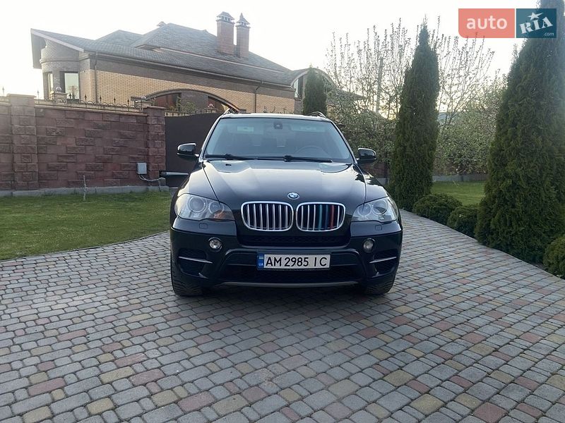 Внедорожник / Кроссовер BMW X5 2012 в Житомире
