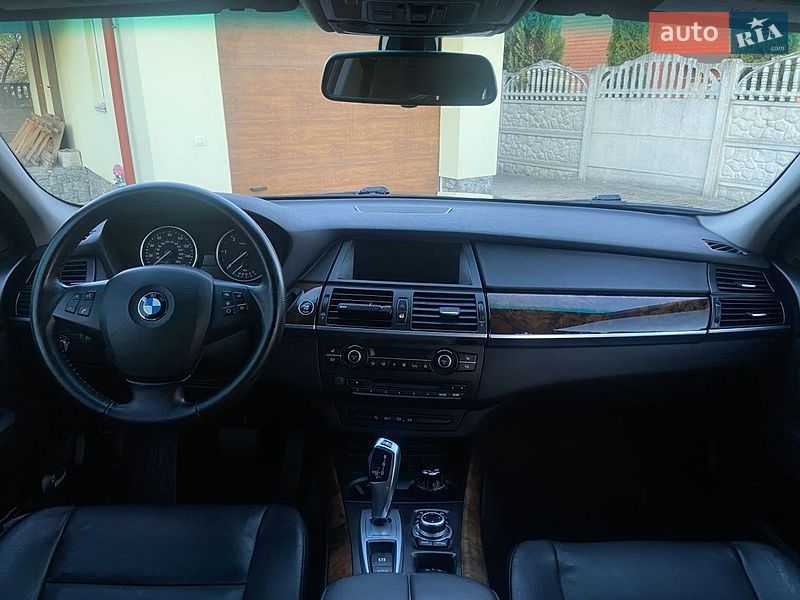 Внедорожник / Кроссовер BMW X5 2012 в Житомире
