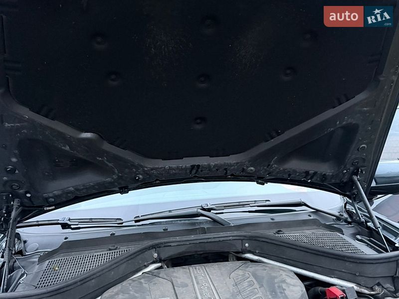 Внедорожник / Кроссовер BMW X5 2010 в Киверцах