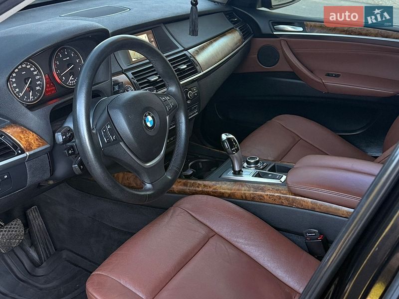 Внедорожник / Кроссовер BMW X5 2011 в Днепре