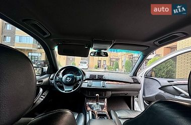 Внедорожник / Кроссовер BMW X5 2004 в Черновцах