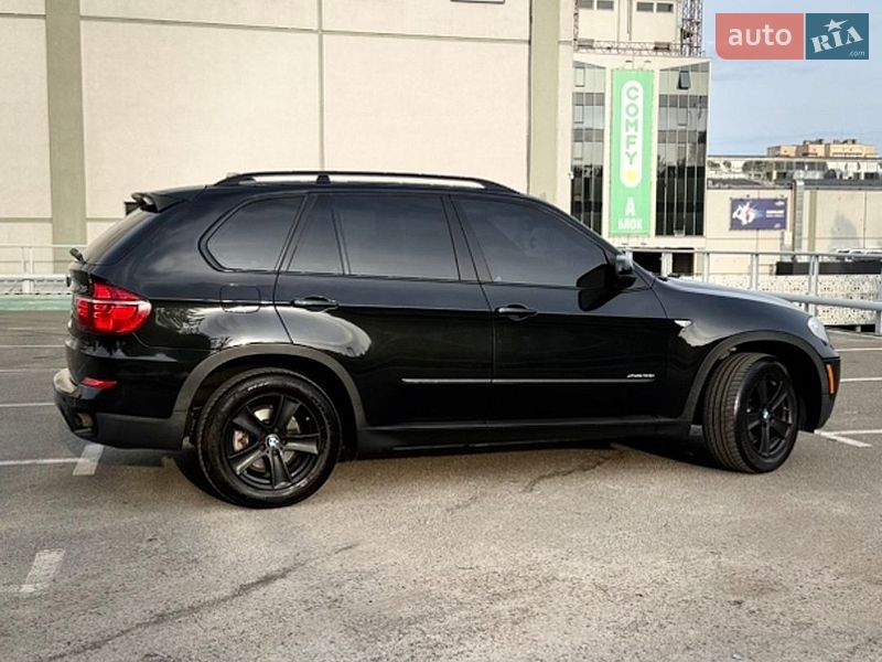 Внедорожник / Кроссовер BMW X5 2010 в Киеве
