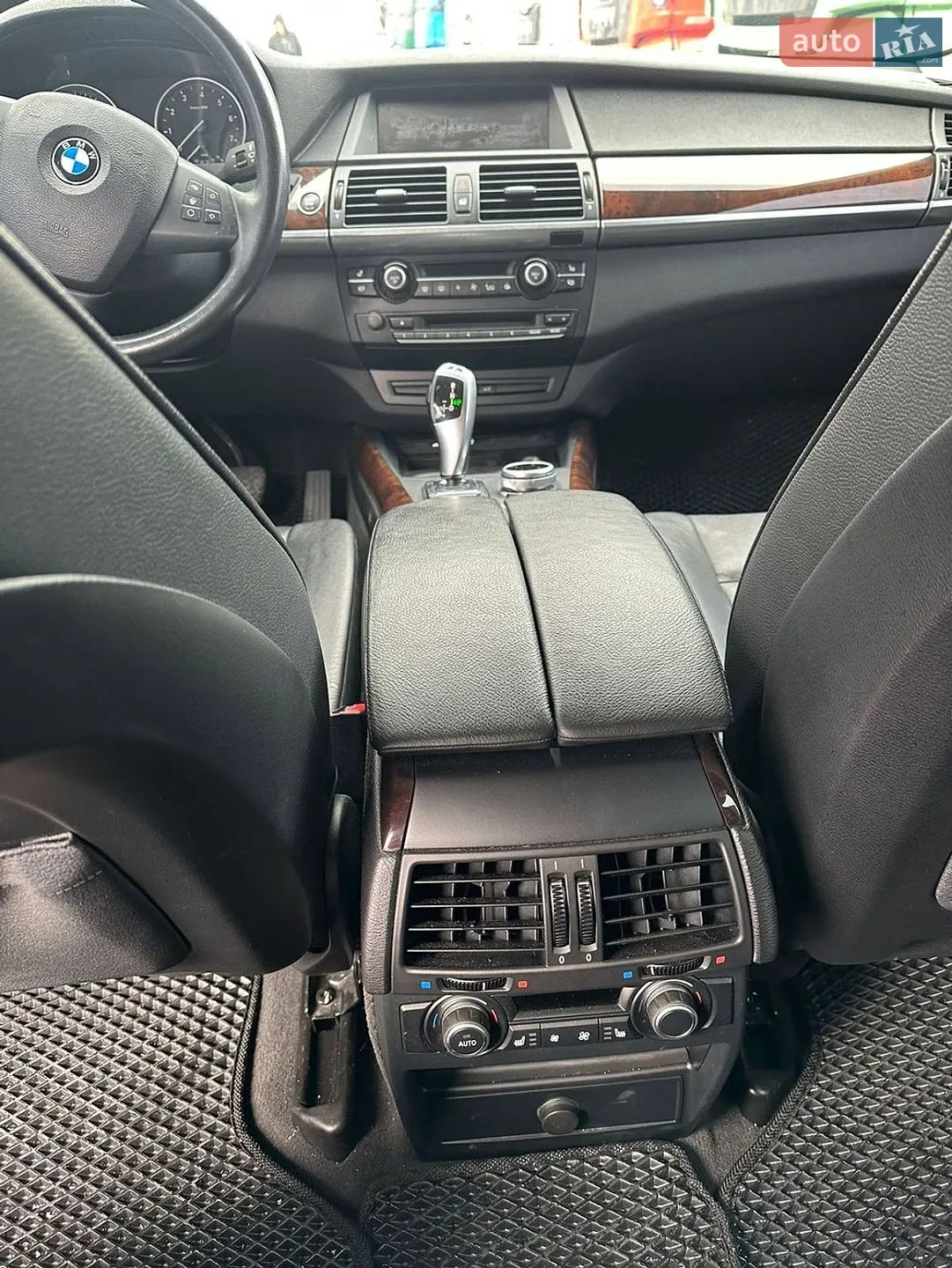 2010 BMW X5 - мініатюра 7