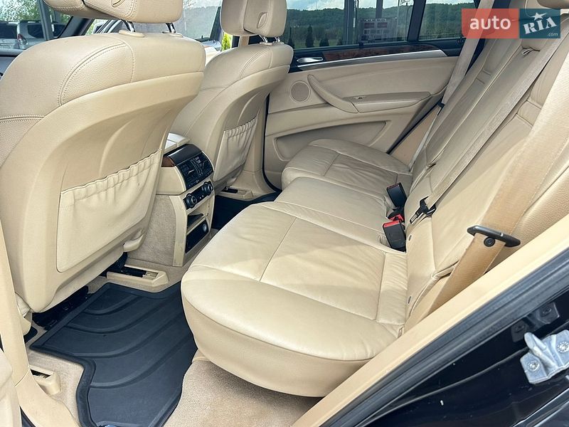 Внедорожник / Кроссовер BMW X5 2013 в Солотвине
