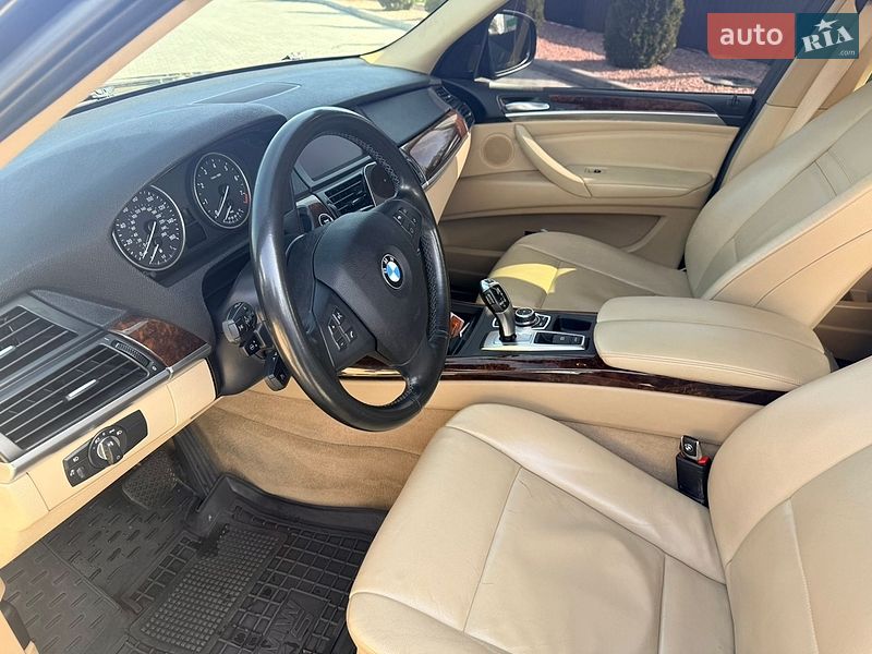 Внедорожник / Кроссовер BMW X5 2012 в Одессе