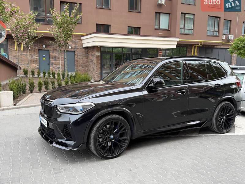 Внедорожник / Кроссовер BMW X5 2022 в Киеве