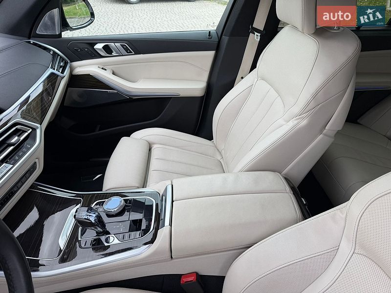 Внедорожник / Кроссовер BMW X5 2021 в Ивано-Франковске