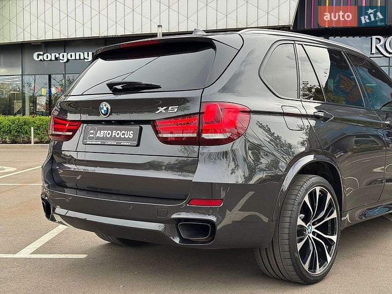 Внедорожник / Кроссовер BMW X5 2016 в Киеве