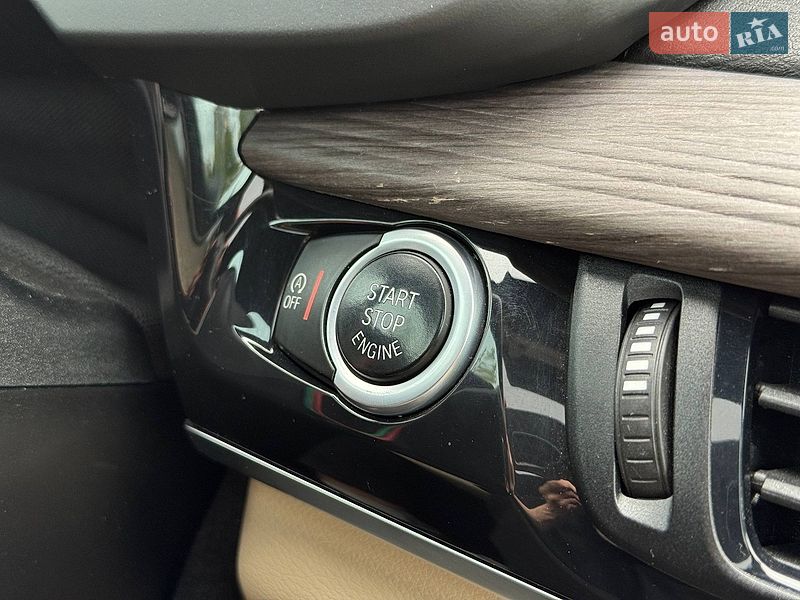Внедорожник / Кроссовер BMW X5 2016 в Киеве