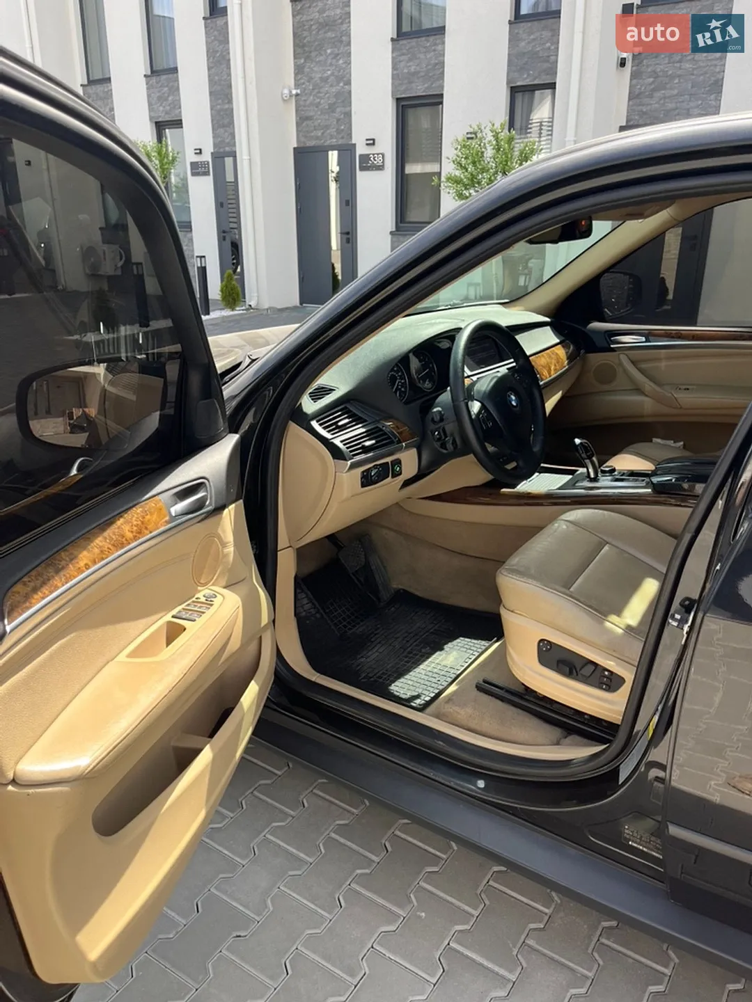 2010 BMW X5 - мініатюра 13
