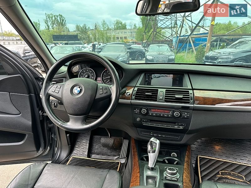 Внедорожник / Кроссовер BMW X5 2012 в Харькове