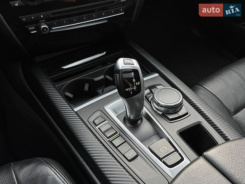 Внедорожник / Кроссовер BMW X5 2016 в Киеве