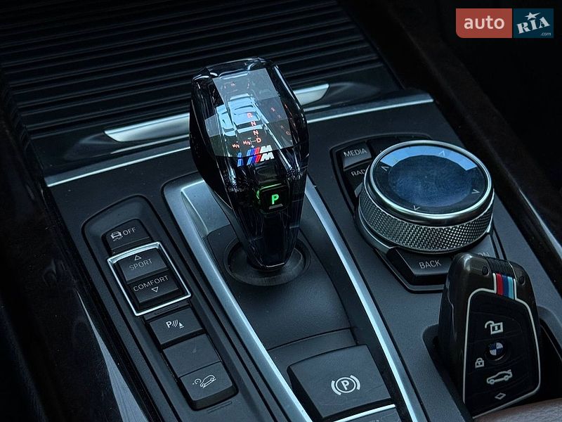 Внедорожник / Кроссовер BMW X5 2014 в Запорожье