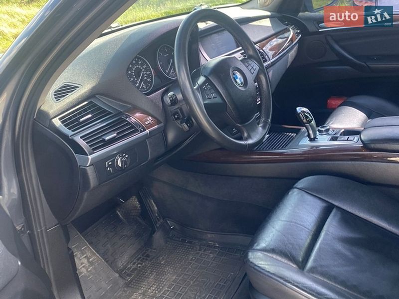 Внедорожник / Кроссовер BMW X5 2013 в Львове
