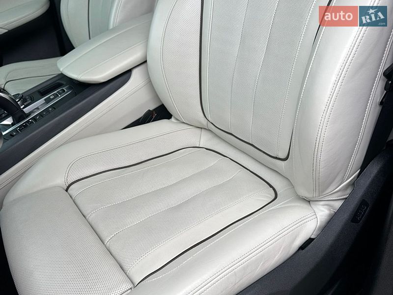 Внедорожник / Кроссовер BMW X5 2015 в Луцке