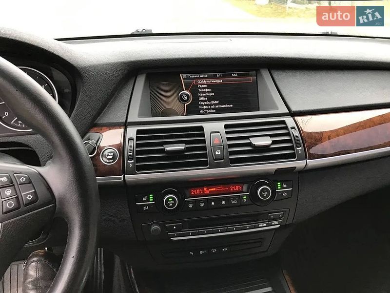 Внедорожник / Кроссовер BMW X5 2010 в Днепре