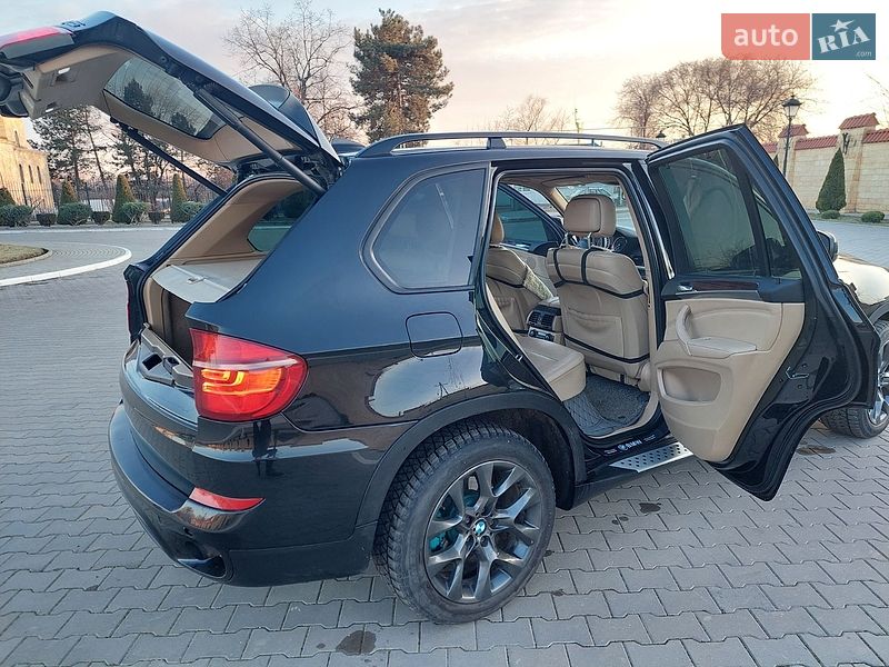Внедорожник / Кроссовер BMW X5 2012 в Измаиле