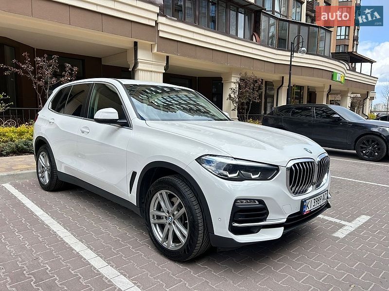 Внедорожник / Кроссовер BMW X5 2021 в Киеве