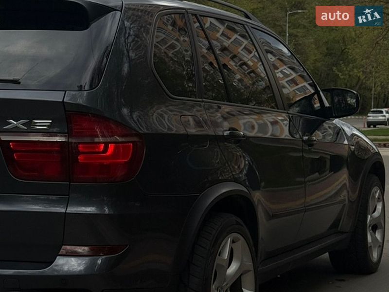 Позашляховик / Кросовер BMW X5 2012 в Києві