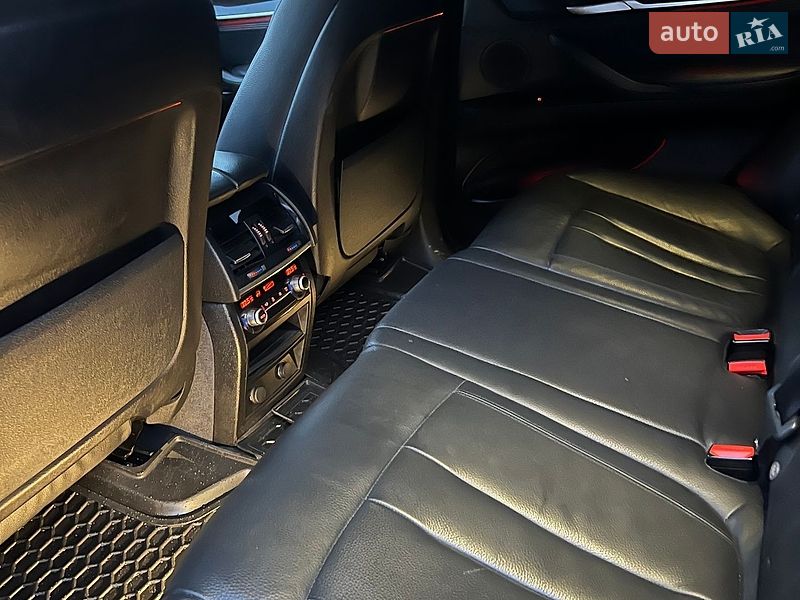 Внедорожник / Кроссовер BMW X5 2015 в Чемеровцах