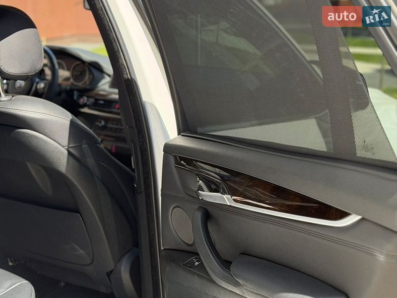 Внедорожник / Кроссовер BMW X5 2015 в Ивано-Франковске