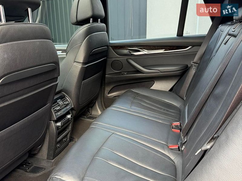 Внедорожник / Кроссовер BMW X5 2014 в Ровно