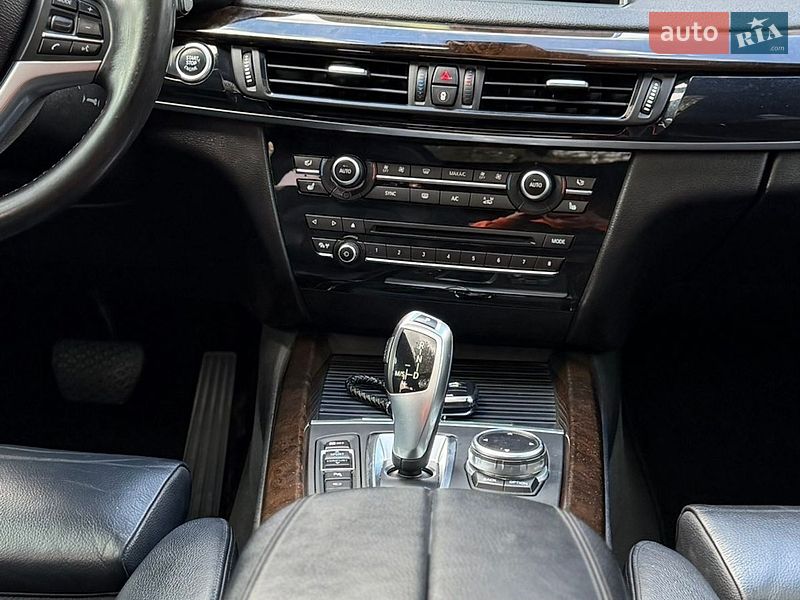 Внедорожник / Кроссовер BMW X5 2014 в Ровно