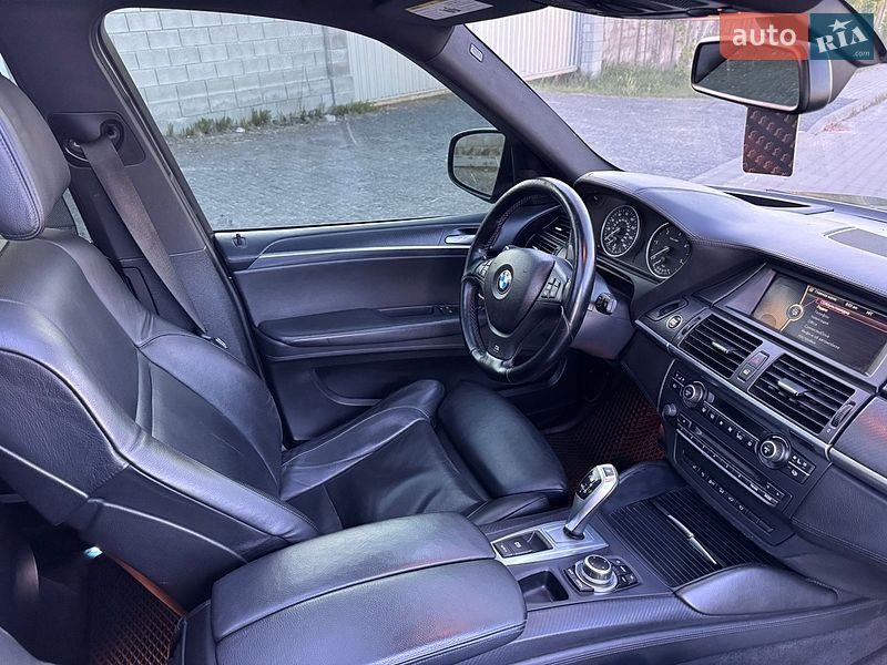 Позашляховик / Кросовер BMW X5 2013 в Рівному