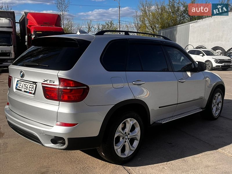 Позашляховик / Кросовер BMW X5 2010 в Рівному