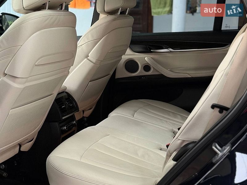 Позашляховик / Кросовер BMW X5 2015 в Львові