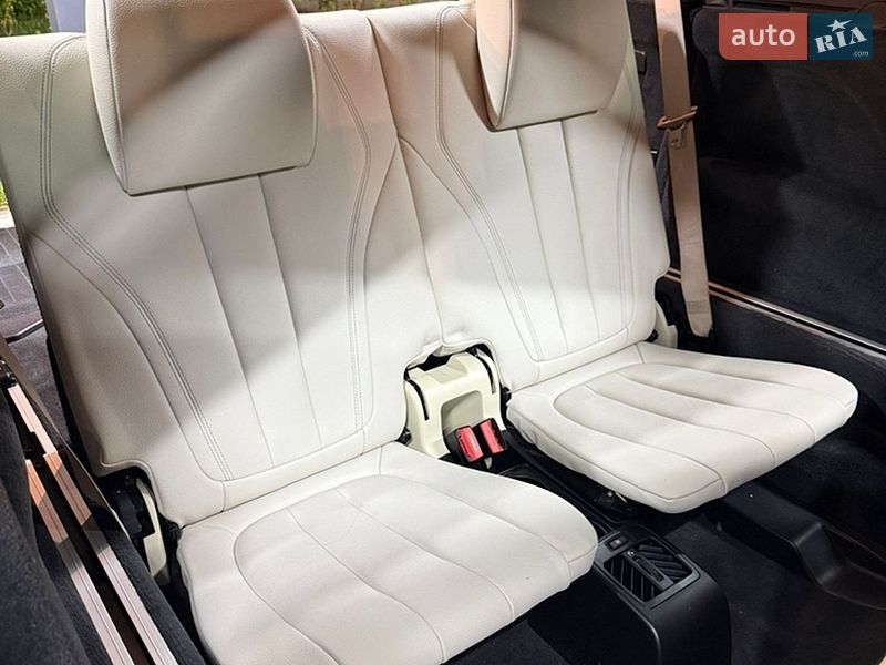Позашляховик / Кросовер BMW X5 2015 в Львові