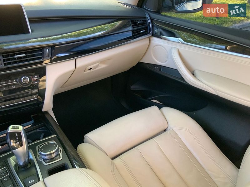 Внедорожник / Кроссовер BMW X5 2015 в Полтаве