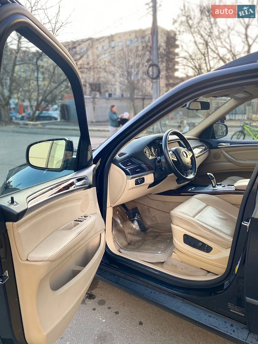 2010 BMW X5 - мініатюра 10