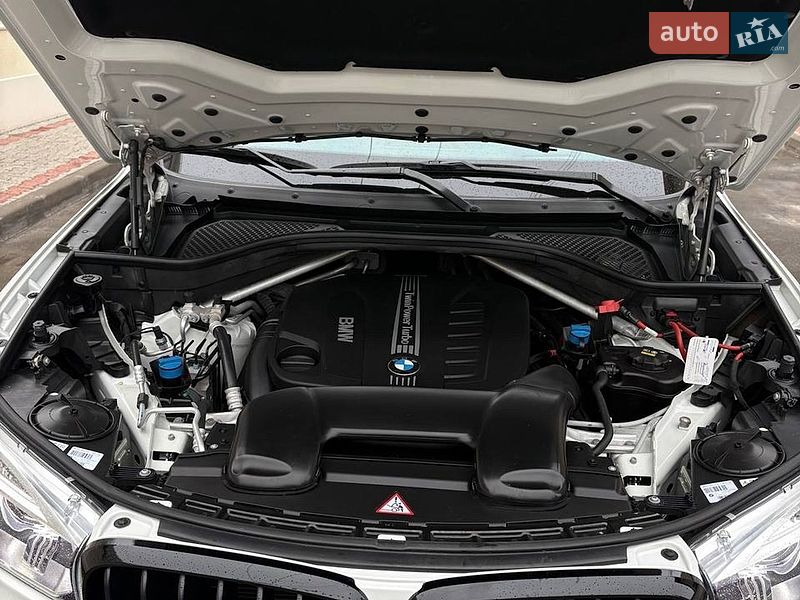 Внедорожник / Кроссовер BMW X5 2015 в Одессе