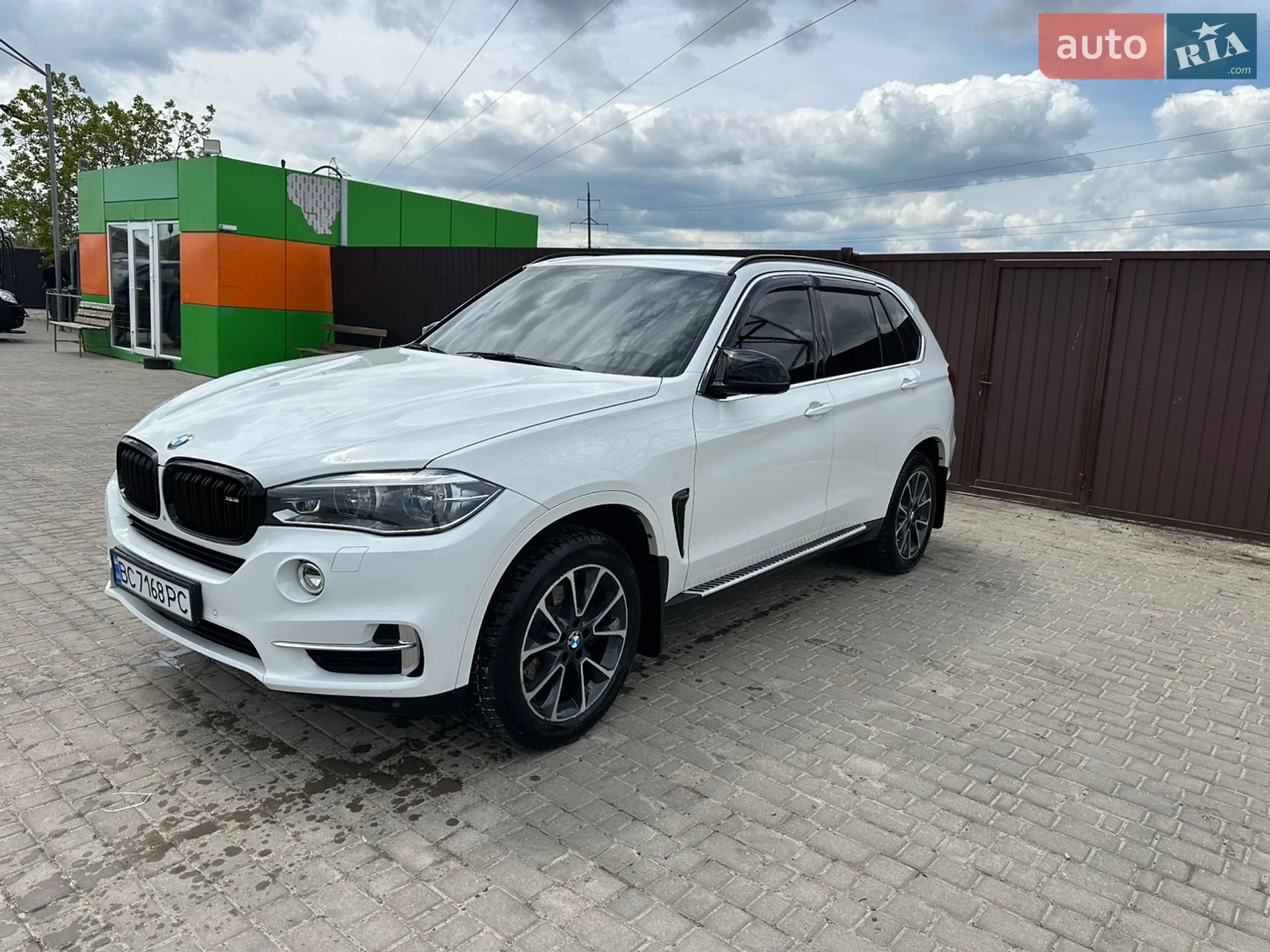 2016 BMW X5 - мініатюра 2