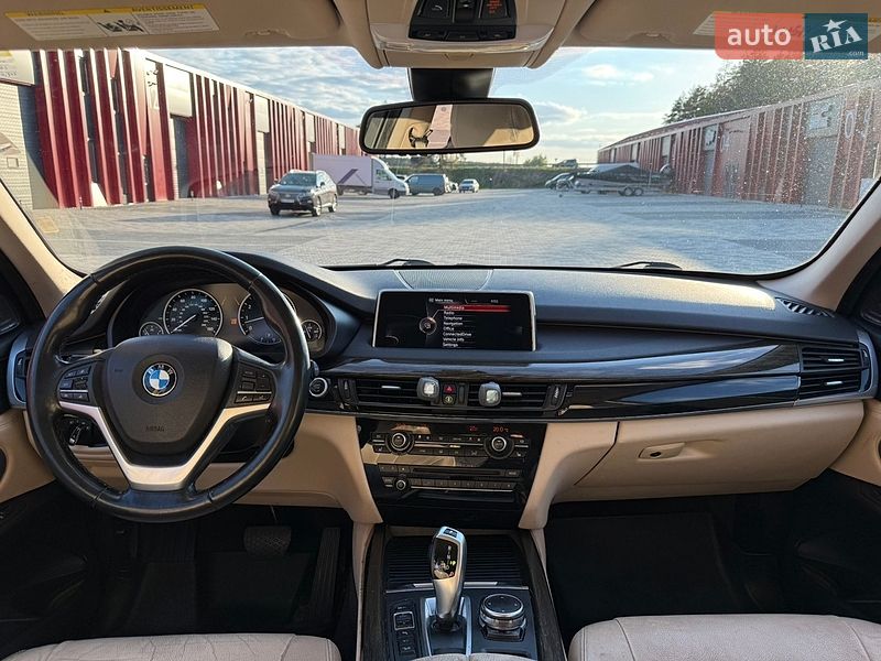 Позашляховик / Кросовер BMW X5 2015 в Львові