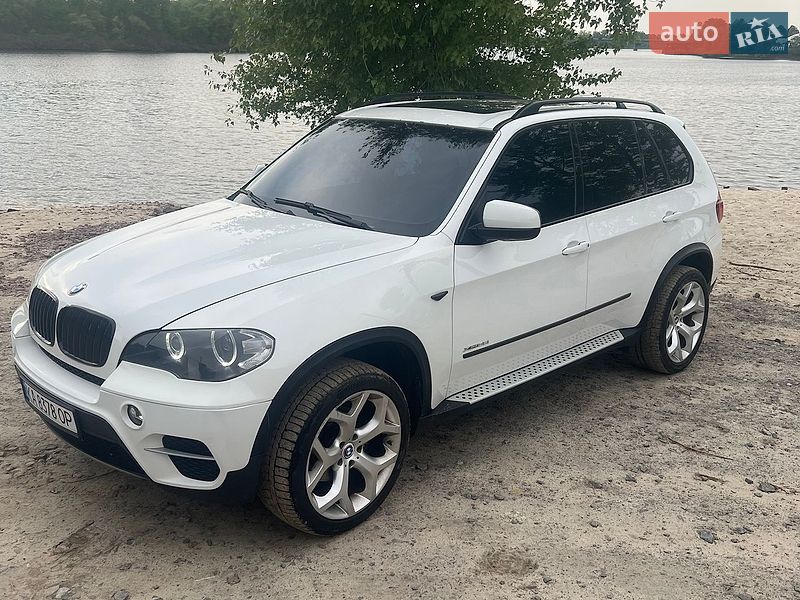 Позашляховик / Кросовер BMW X5 2012 в Києві