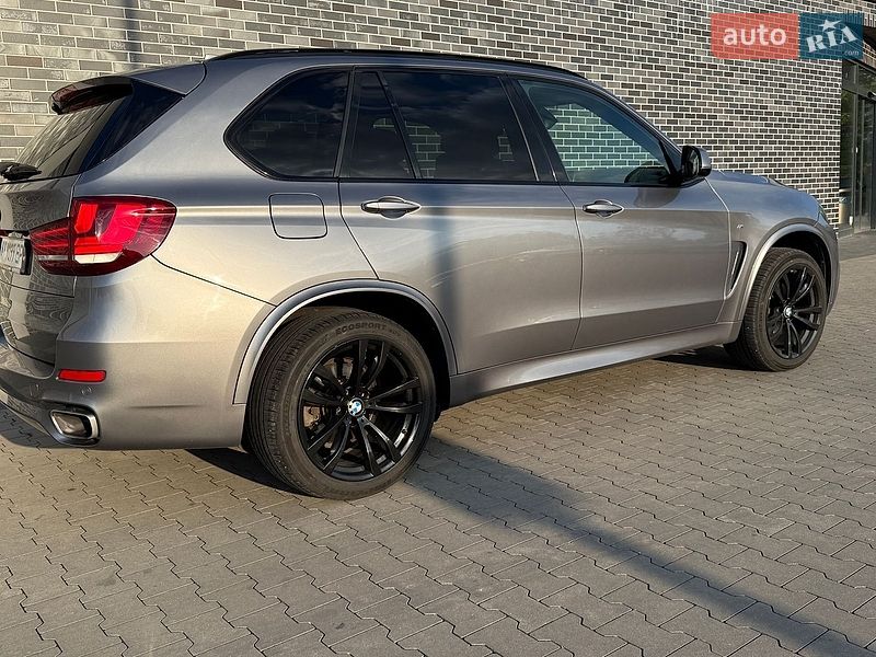 Внедорожник / Кроссовер BMW X5 2017 в Коломые