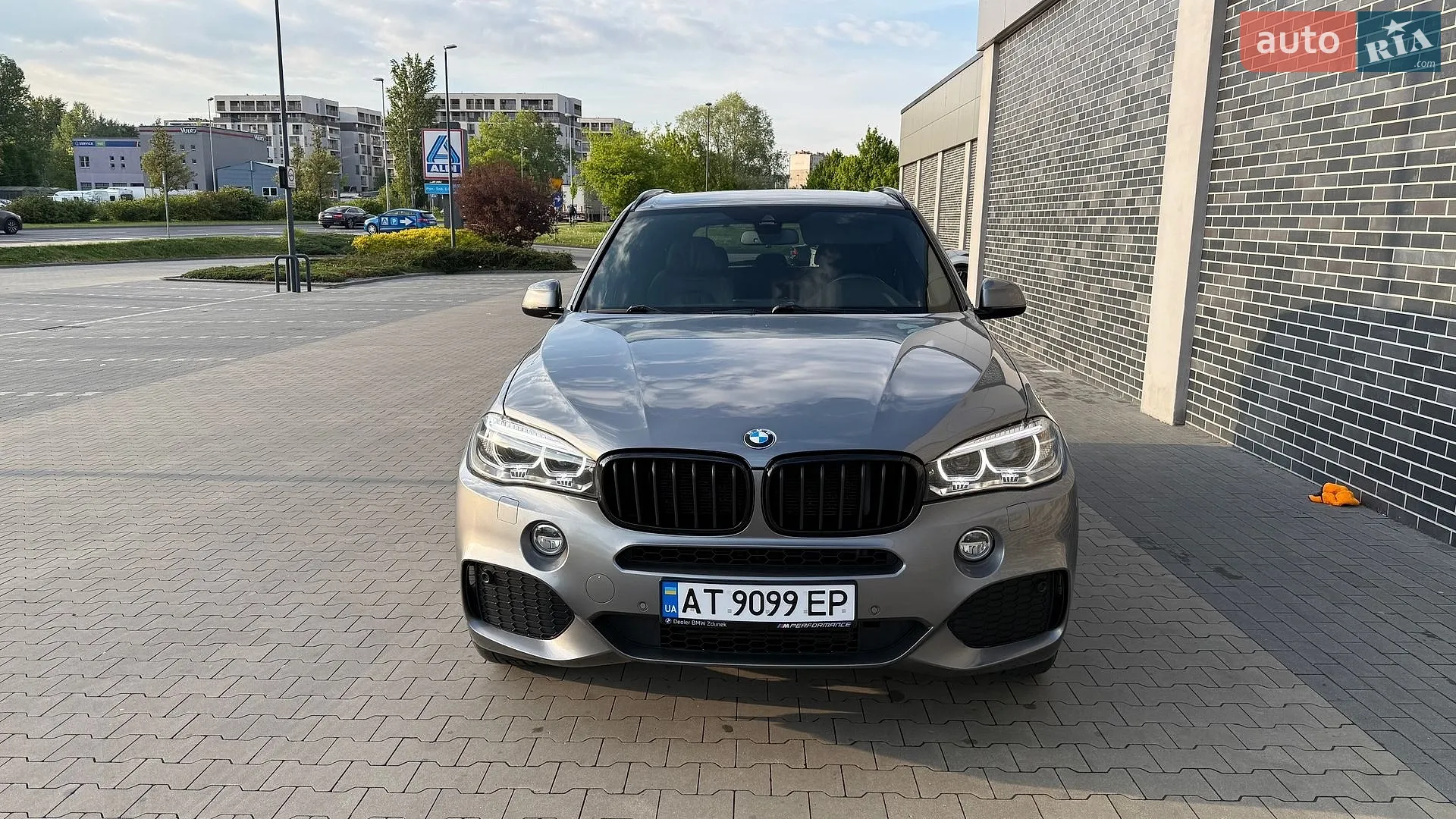 2017 BMW X5 - мініатюра 10