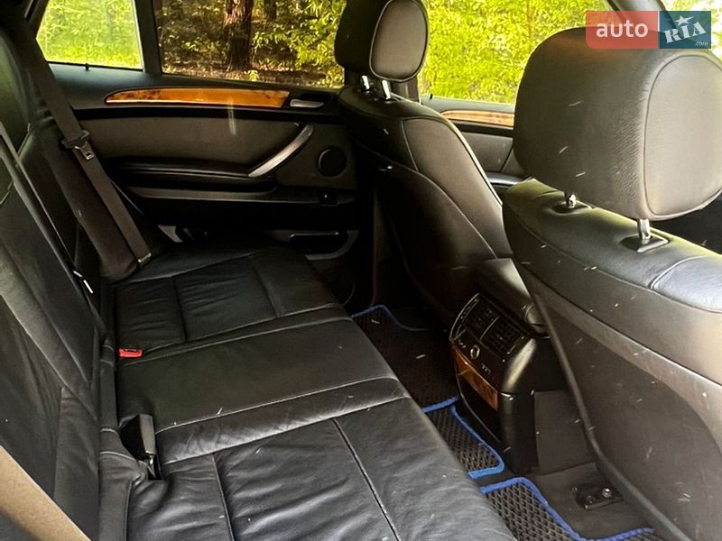 Внедорожник / Кроссовер BMW X5 2004 в Житомире