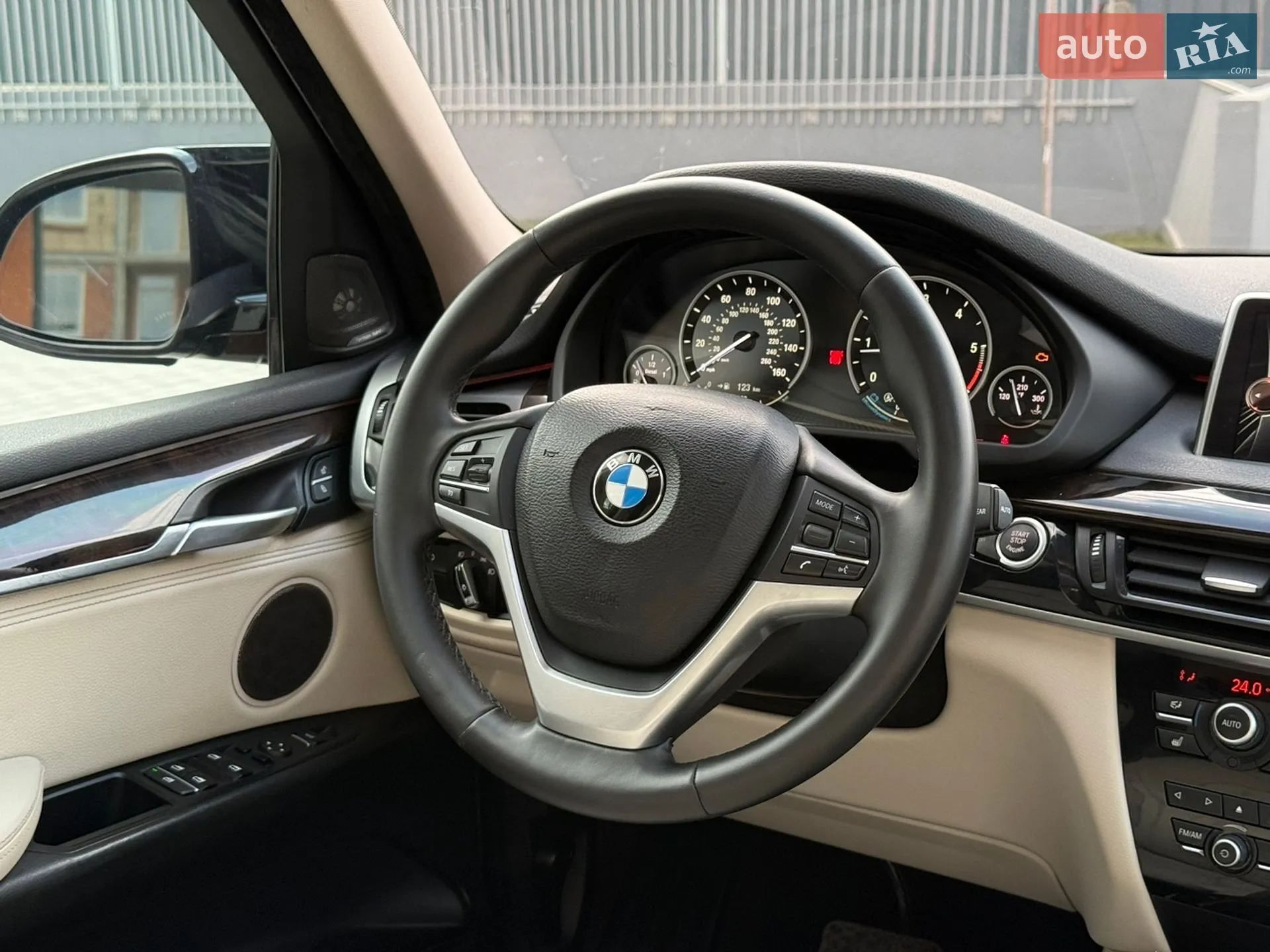 2015 BMW X5 - мініатюра 85