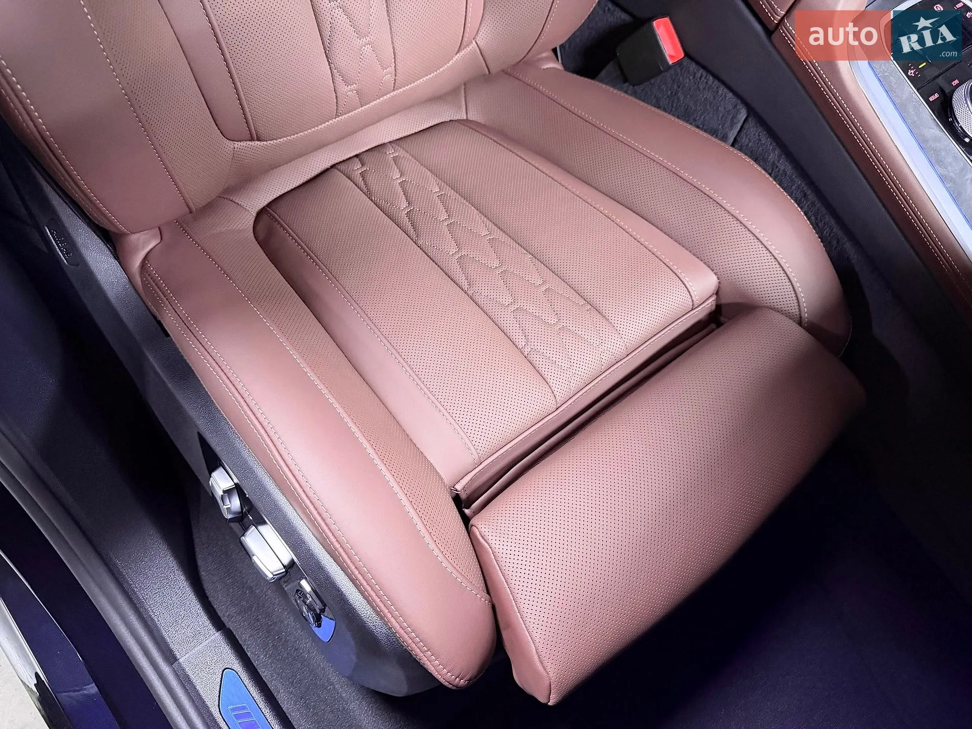 2026 BMW X5 - мініатюра 92