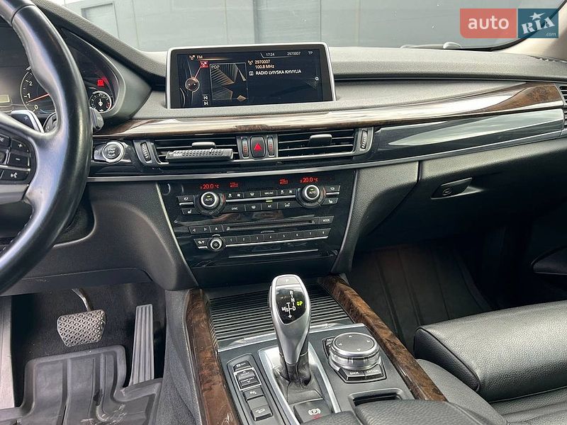 Позашляховик / Кросовер BMW X5 2015 в Львові