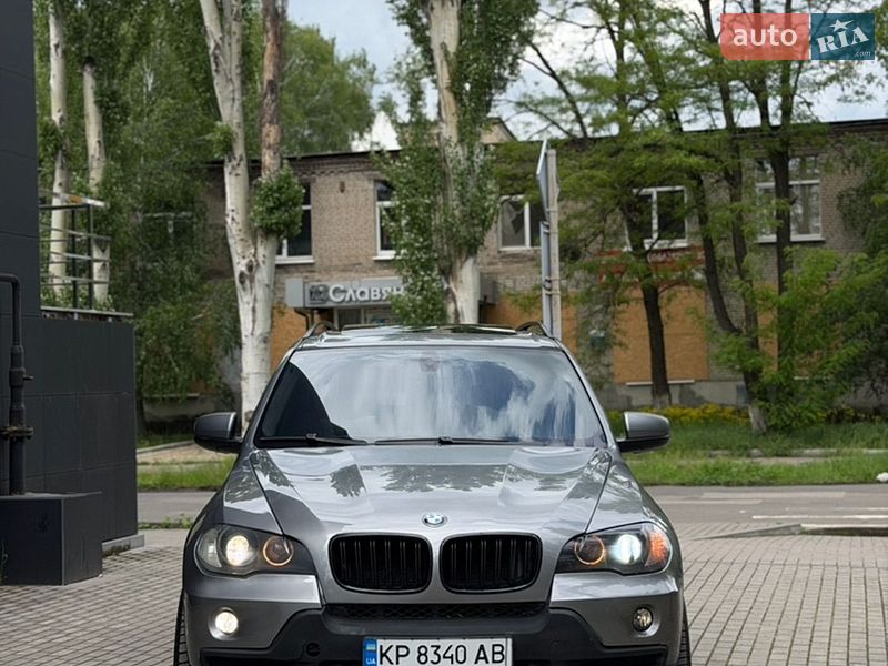 Внедорожник / Кроссовер BMW X5 2008 в Славянске