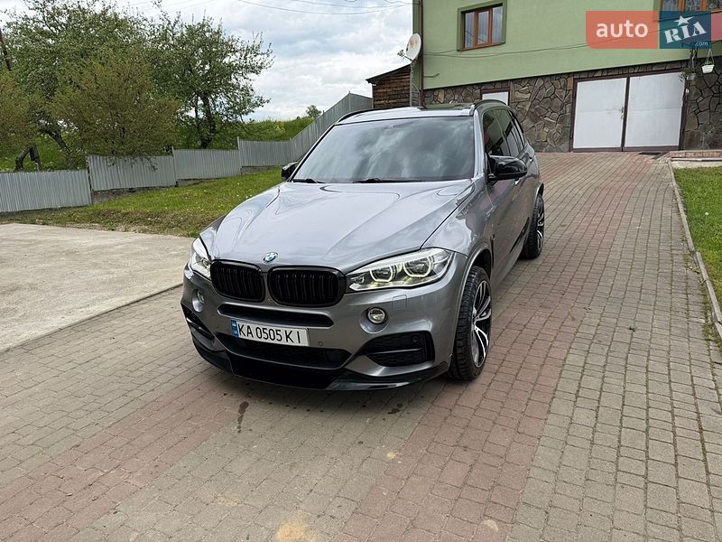 Позашляховик / Кросовер BMW X5 2015 в Івано-Франківську