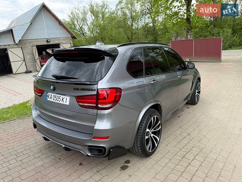 Позашляховик / Кросовер BMW X5 2015 в Івано-Франківську