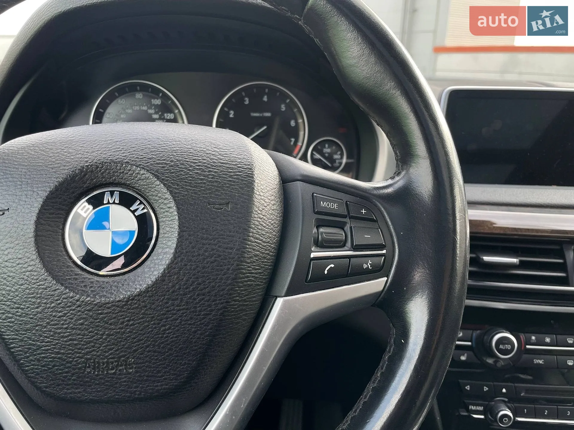 2014 BMW X5 - мініатюра 26