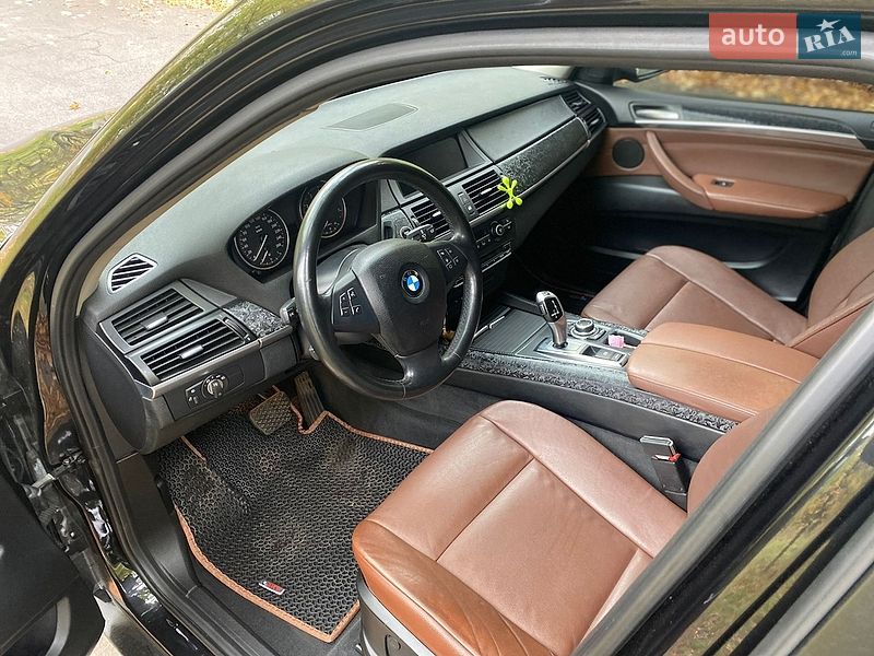 Позашляховик / Кросовер BMW X5 2011 в Чернігові