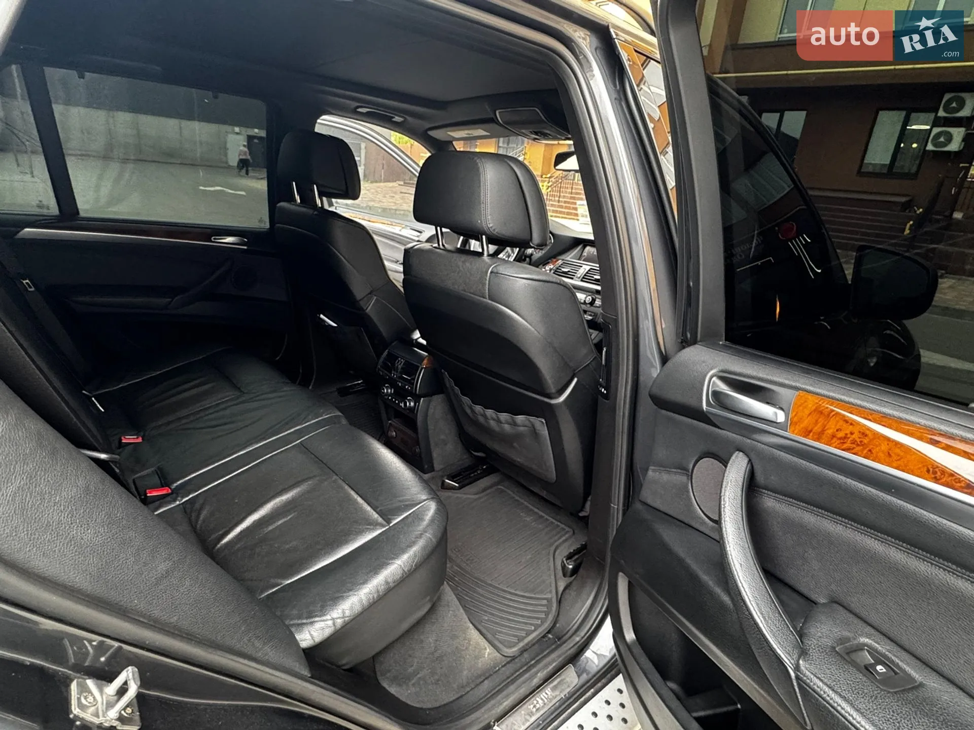 2011 BMW X5 - мініатюра 23