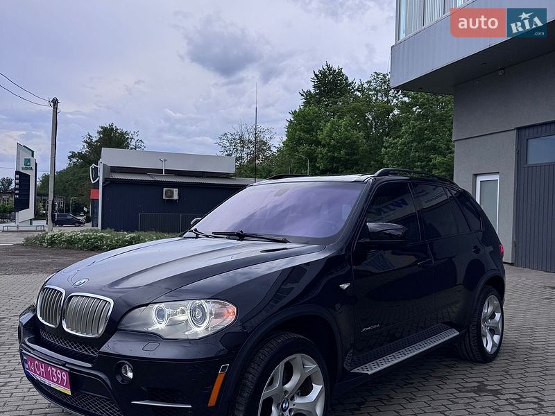 Позашляховик / Кросовер BMW X5 2012 в Чернівцях